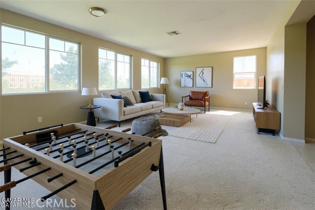 Detail Gallery Image 16 of 46 For 6727 Miramar, Palmdale,  CA 93551 - 5 Beds | 2/1 Baths
