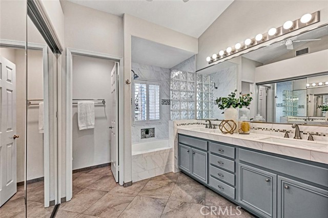 2346 Tryall, Tustin CA: https://media.crmls.org/medias/7af22a4a-23a0-449b-89c0-229911b00e36.jpg