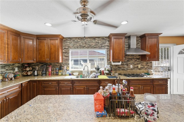 Detail Gallery Image 18 of 42 For 9824 Linden Ave, Bloomington,  CA 92316 - 3 Beds | 2 Baths