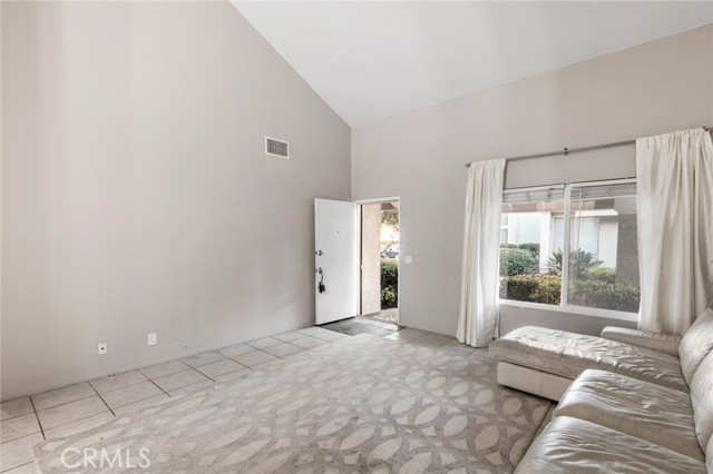 Detail Gallery Image 4 of 20 For 3 Mirror #40,  Irvine,  CA 92604 - 3 Beds | 2 Baths