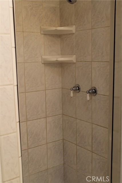 Detail Gallery Image 17 of 35 For 515 N Armel, Covina,  CA 91722 - 2 Beds | 1 Baths