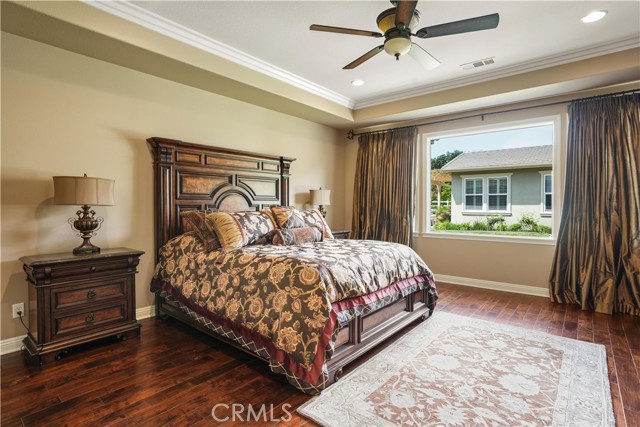 26935 Cotswold Drive, Canyon Country CA: https://media.crmls.org/medias/7af3a258-0bee-40f2-9d9f-44d96fdfbf84.jpg