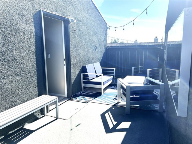 Detail Gallery Image 22 of 36 For 320 12th St #5,  Seal Beach,  CA 90740 - 2 Beds | 1/1 Baths