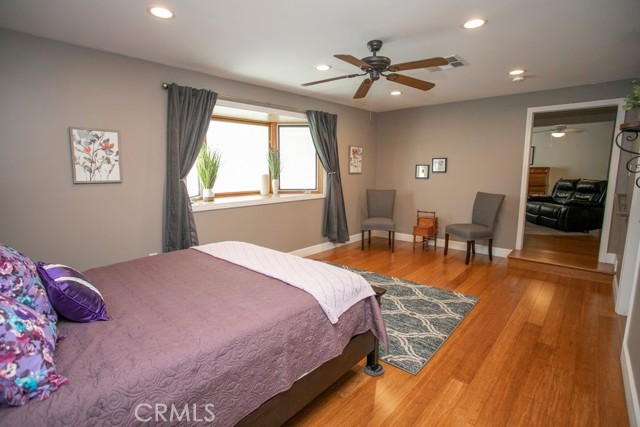 1019 W Milton Drive, Glendora CA: https://media.crmls.org/medias/7af436b1-5752-46dd-b464-5c2c2e818cef.jpg