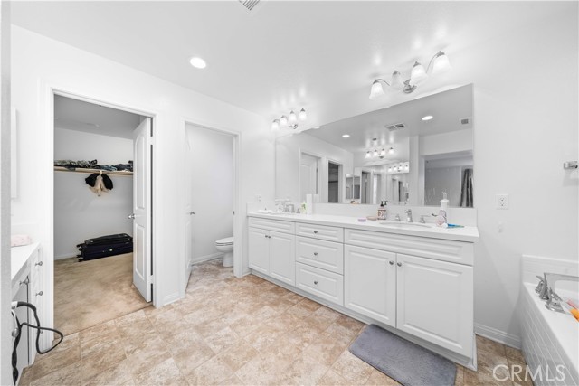 Detail Gallery Image 21 of 42 For 5874 Silver Oaks Dr, Chino,  CA 91710 - 3 Beds | 2/1 Baths