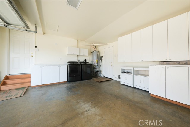 419 W Martinshire, Carson CA: https://media.crmls.org/medias/7af49ca0-70a3-4ad9-87bf-3019419d3734.jpg
