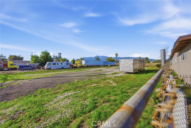 Detail Gallery Image 3 of 4 For 16072 Arrow Bld, Fontana,  CA 92335 - – Beds | – Baths