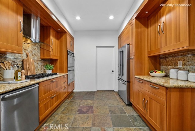 Detail Gallery Image 13 of 32 For 23039 Park Privado, Calabasas,  CA 91302 - 3 Beds | 3 Baths