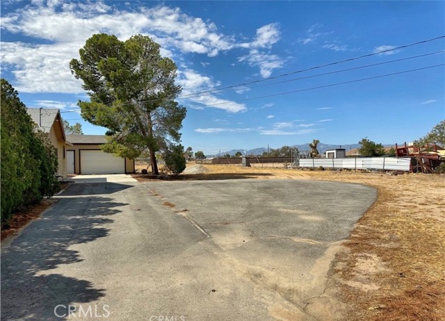 Detail Gallery Image 15 of 17 For 12013 Lee Ave, Adelanto,  CA 92301 - 3 Beds | 1 Baths