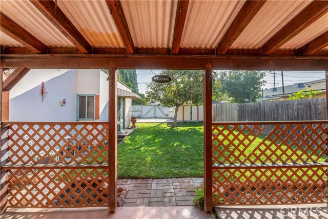 Detail Gallery Image 32 of 48 For 1228 E 64th, Long Beach,  CA 90805 - 2 Beds | 1 Baths