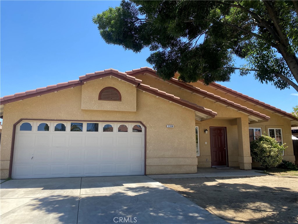 2208 S A Street, Arvin, CA 93203