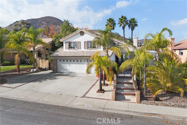 Detail Gallery Image 3 of 42 For 29113 Shorecliff Dr, Lake Elsinore,  CA 92530 - 4 Beds | 2/1 Baths