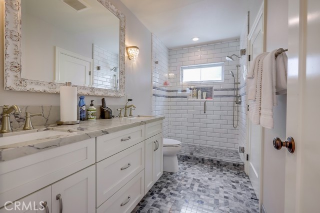 627 7th Street, Huntington Beach CA: https://media.crmls.org/medias/7af7bd43-4711-4f32-9ad6-d72abc0954c1.jpg