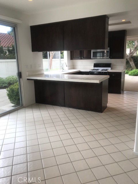 Detail Gallery Image 26 of 35 For 5 Laconia, Irvine,  CA 92614 - 3 Beds | 2/1 Baths