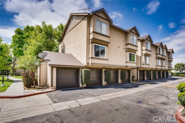 Image 1 of 37 For 4201 W 5th Street 218