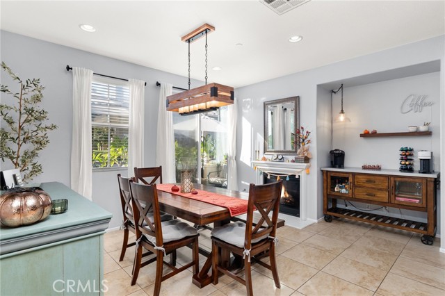 Detail Gallery Image 12 of 36 For 12549 Marco Ln, Corona,  CA 91752 - 4 Beds | 2/1 Baths