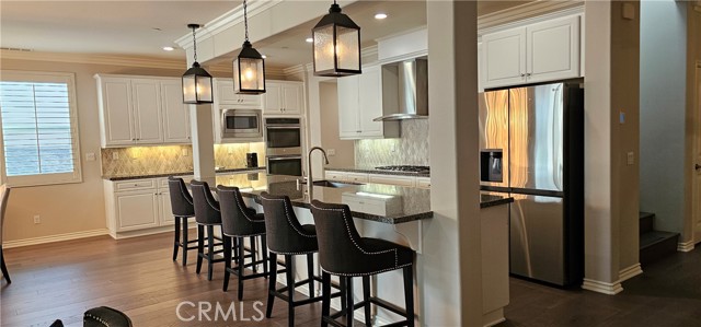 Detail Gallery Image 9 of 66 For 45790 Cebalo St, Temecula,  CA 92592 - 5 Beds | 3/1 Baths