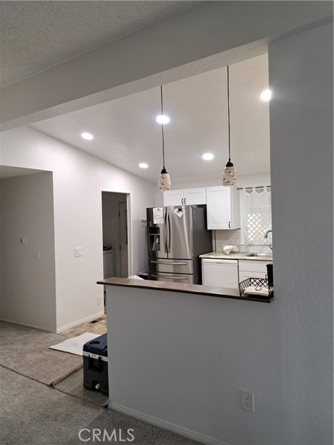 Detail Gallery Image 9 of 21 For 2498 Ayala Dr #136,  Rialto,  CA 92377 - 2 Beds | 2 Baths
