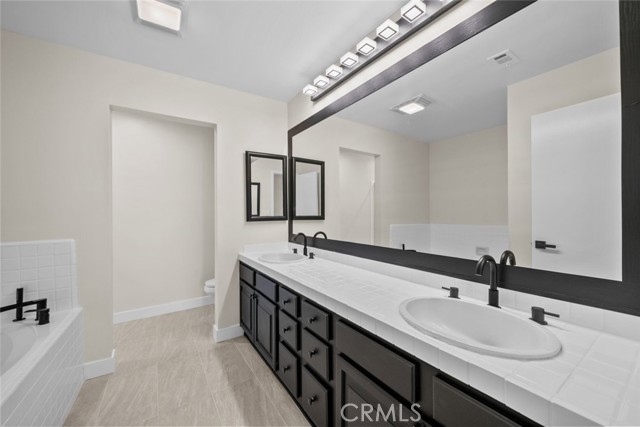 4641 Fulton Avenue, Sherman Oaks CA: https://media.crmls.org/medias/7afa9de0-46e3-44ff-987d-def15281bbde.jpg