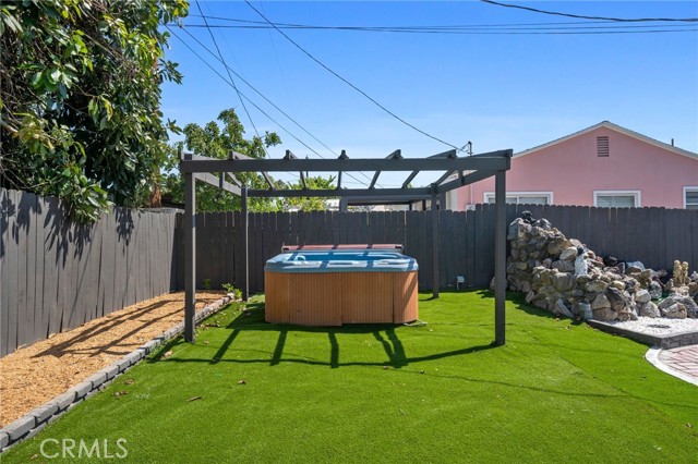 Detail Gallery Image 17 of 34 For 2945 W Bridgeport Ave, Anaheim,  CA 92804 - 4 Beds | 3 Baths