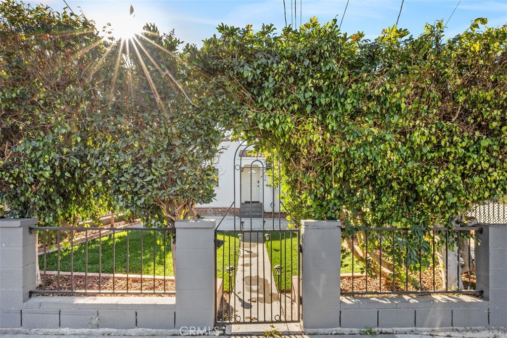 7Afca93C 5854 4F69 Adc5 5Dbd8937D801 4134 W 107Th Street, Inglewood, Ca 90304 &Lt;Span Style='BackgroundColor:transparent;Padding:0Px;'&Gt; &Lt;Small&Gt; &Lt;I&Gt; &Lt;/I&Gt; &Lt;/Small&Gt;&Lt;/Span&Gt;