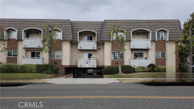 Detail Gallery Image 2 of 38 For 735 W California #106,  Glendale,  CA 91203 - 2 Beds | 2/1 Baths