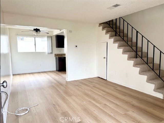 2425 S Nadine Street, West Covina CA: https://media.crmls.org/medias/7aff7ec8-d225-4a1c-8edc-0c6fc2aecef9.jpg