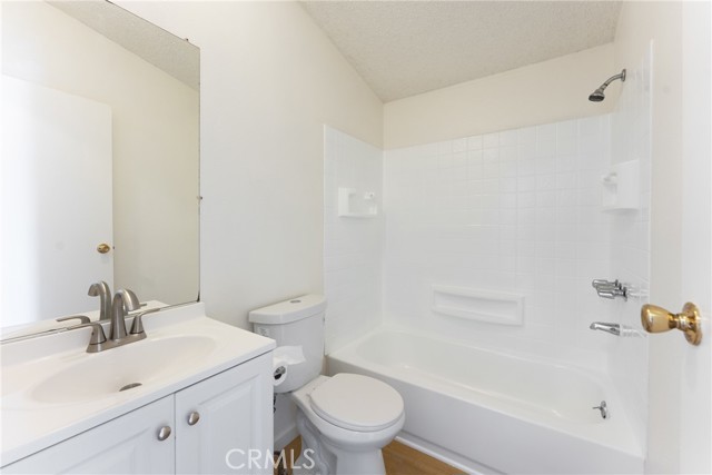 Detail Gallery Image 15 of 27 For 1502 E Carson St #137,  Carson,  CA 90745 - 2 Beds | 1/1 Baths