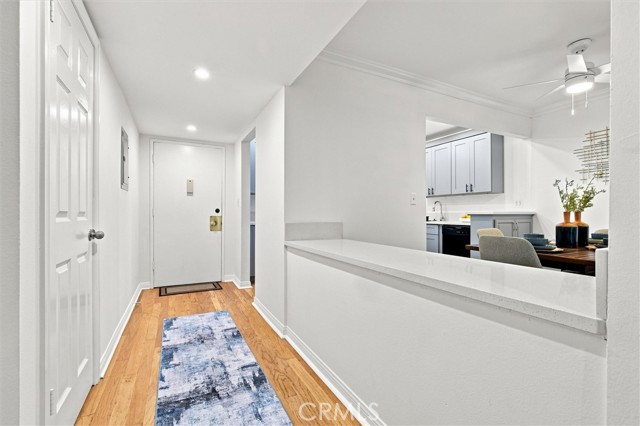 4807 Beck Ave Unit 4, Los Angeles, CA 91601 photo 8