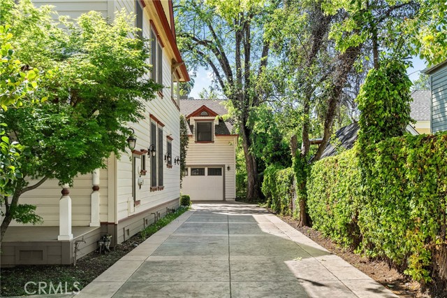 Detail Gallery Image 3 of 74 For 1344 1st, Oroville,  CA 95965 - 4 Beds | 5 Baths