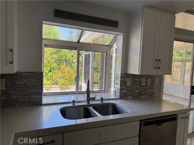 16244 Peppertree Lane, La Mirada CA: https://media.crmls.org/medias/7b01cc94-12c6-4f90-9122-3dd4c6dd1b02.jpg