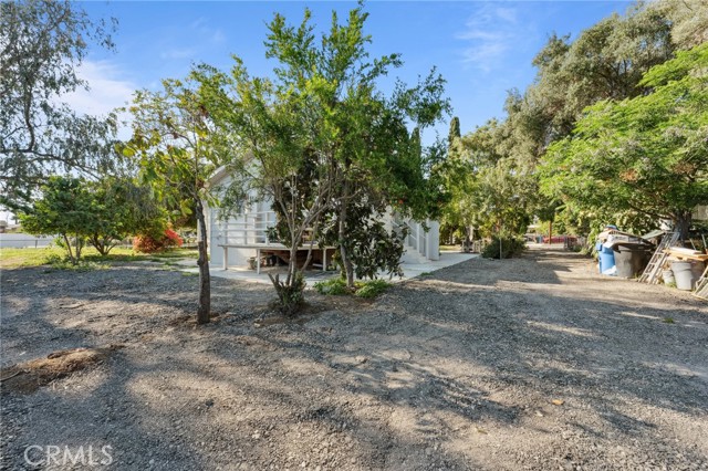 Detail Gallery Image 39 of 42 For 318 E 11th St, Pomona,  CA 91766 - 5 Beds | 2/1 Baths