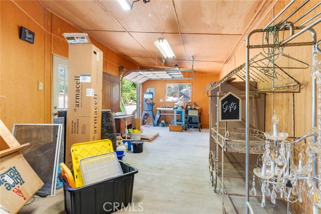 Image 24 of 66 For 39065 Oak Glen Road