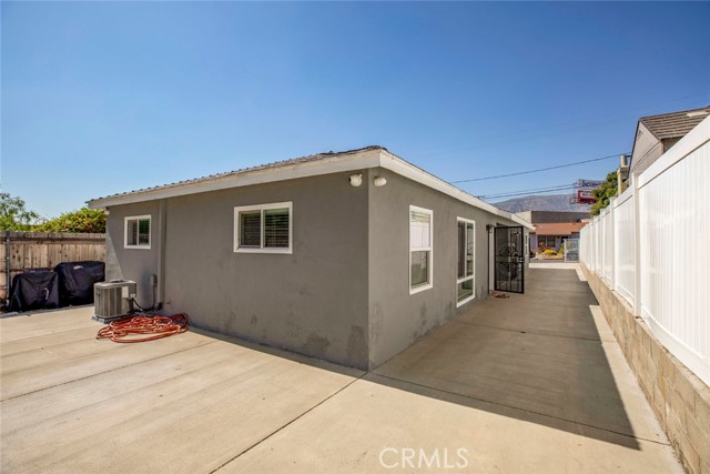 Detail Gallery Image 7 of 19 For 7630 Day St, Tujunga,  CA 91042 - 2 Beds | 1 Baths