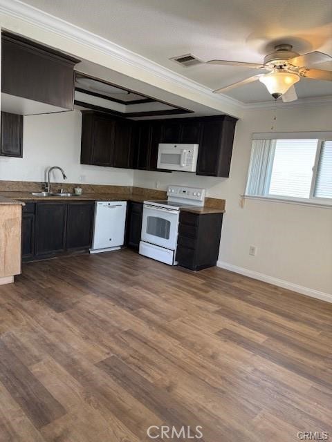 Detail Gallery Image 6 of 20 For 1586 Border, Corona,  CA 92882 - 2 Beds | 2 Baths