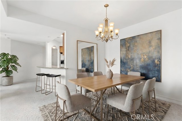 Detail Gallery Image 4 of 10 For 14343 Burbank Bld #301,  Sherman Oaks,  CA 91401 - 3 Beds | 2 Baths