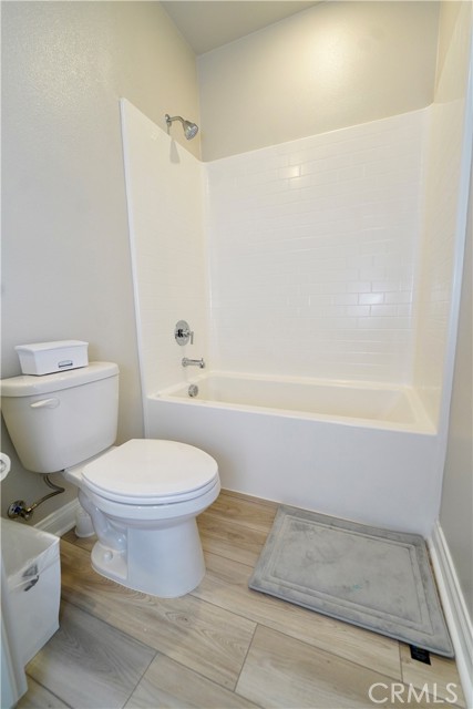 1448 W Sunrise Lane, San Pedro CA: https://media.crmls.org/medias/7b03f329-59a7-491f-af46-8cdc2437d4cf.jpg