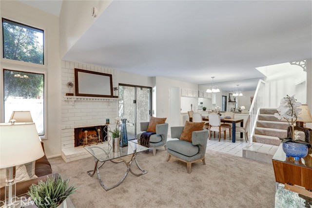 905 Powell Court, Costa Mesa CA: https://media.crmls.org/medias/7b03fbde-9b16-4a32-ac15-f6a28c9a8bc0.jpg