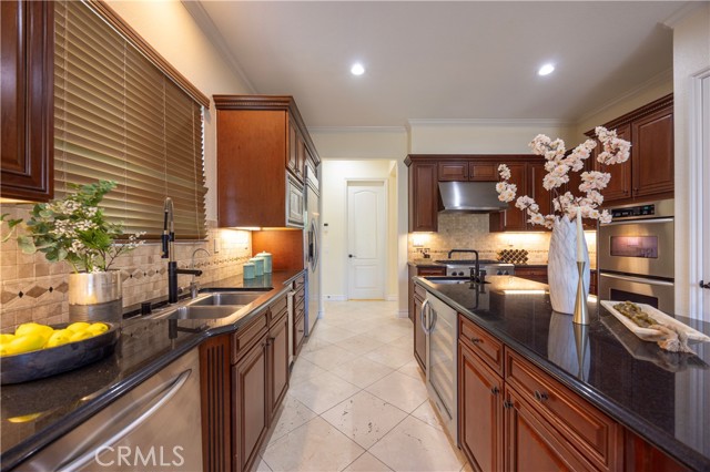 12920 Evermay Court, Rancho Cucamonga CA: https://media.crmls.org/medias/7b05843c-39a5-429b-908c-cb653632087b.jpg