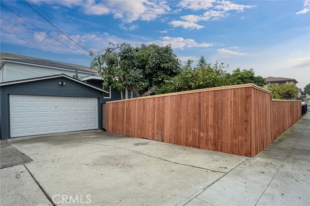 Detail Gallery Image 34 of 34 For 2200 S Alma St, San Pedro,  CA 90731 - 3 Beds | 2 Baths