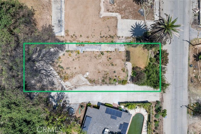 701 E Palm Street, Altadena CA: https://media.crmls.org/medias/7b07cce6-5ca3-4085-8974-166f33c3ef37.jpg
