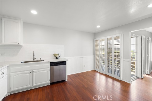 Detail Gallery Image 10 of 39 For 1053 Lakeview, Azusa,  CA 91702 - 2 Beds | 2 Baths