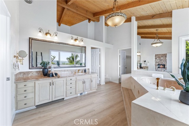 1929 Dorothea Road, La Habra Heights CA: https://media.crmls.org/medias/7b083df2-12e3-4b92-82a4-e6f79d768215.jpg