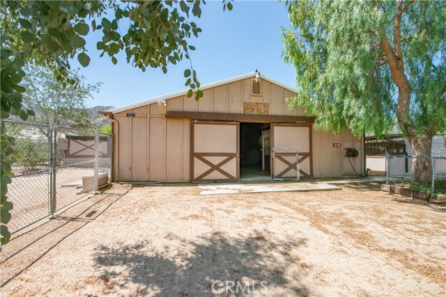 1125 Bulla Vista Road, Acton CA: https://media.crmls.org/medias/7b08e2b9-2ce7-426d-8bd5-85b8b1fb397d.jpg