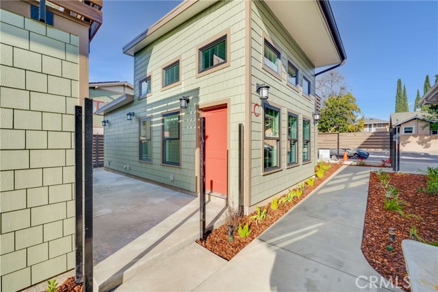 Front Image Thumbnail for CRCV26040609