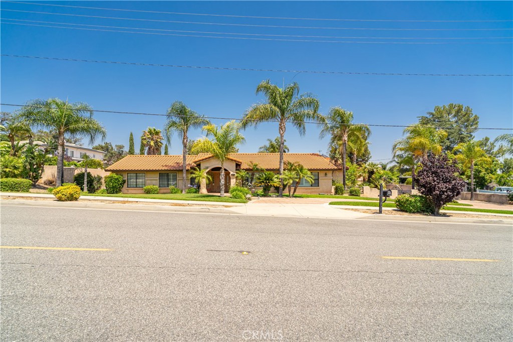 5659 Hellman Avenue