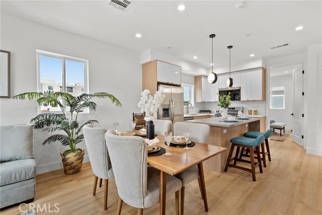 201 S Westlake Ave Unit #203, Los Angeles CA: https://media.crmls.org/medias/7b09d870-f4be-49ce-8293-ad94086051b1.jpg