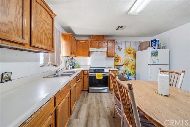 Detail Gallery Image 6 of 28 For 727 El Centro Ave, El Centro,  CA 92243 - 2 Beds | 1 Baths