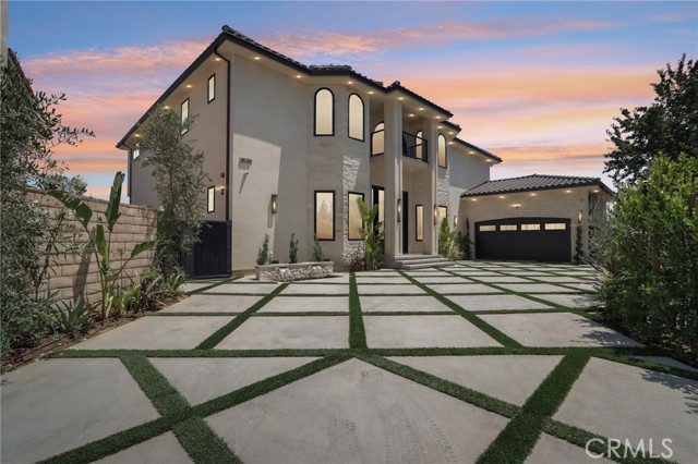 18200 Sheffield Lane, Porter Ranch CA: https://media.crmls.org/medias/7b0a681f-d3df-451a-95ad-5dff90e0982d.jpg