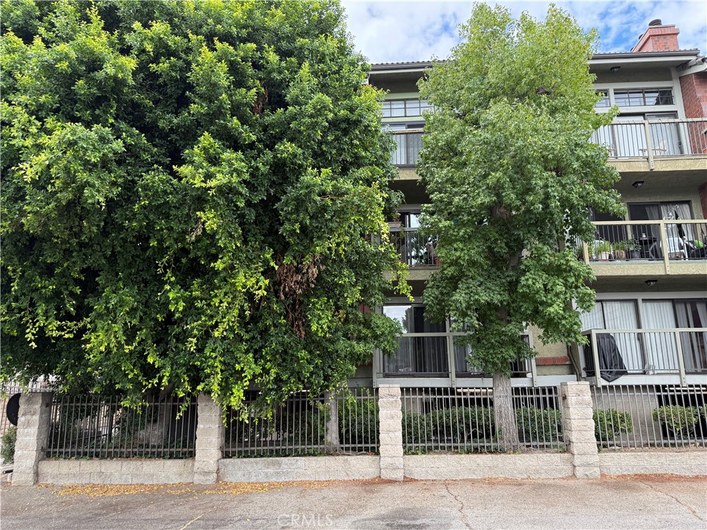 18324 CLARK #120